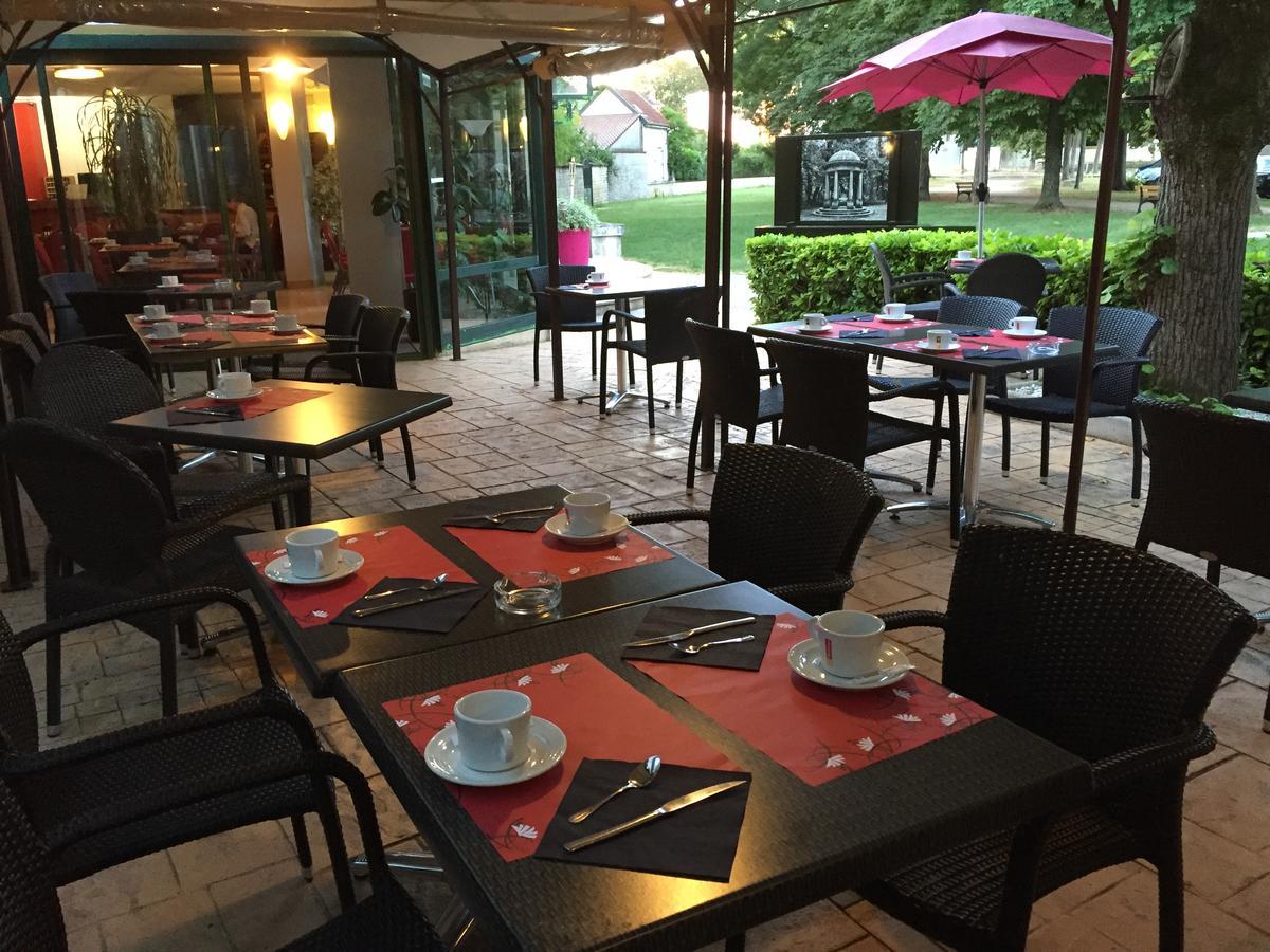 Hotel Restaurant Du Parc De La Colombiere Діжон Екстер'єр фото